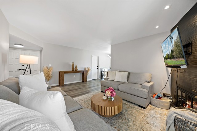 Detail Gallery Image 7 of 37 For 594 Montebello Pl, Hemet,  CA 92543 - 2 Beds | 2 Baths