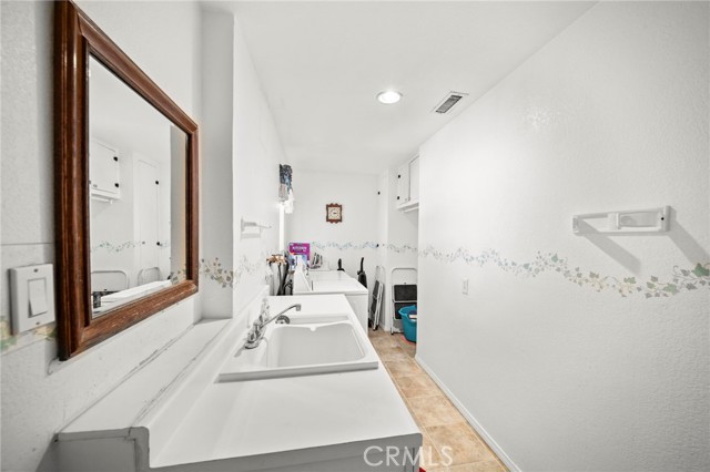 30960 Sunset Avenue, Nuevo CA: https://media.crmls.org/medias/1057bbd2-6111-4632-ad51-50709e1df02b.jpg