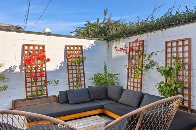 Image 41 of 53 For 3524 Pacific Avenue
