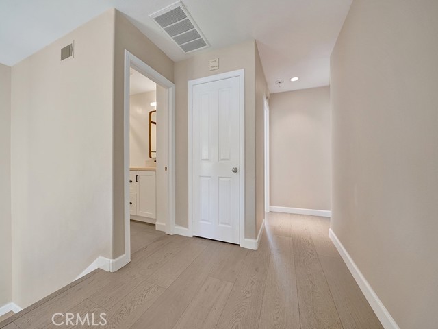 Detail Gallery Image 23 of 28 For 24 Arborside, Irvine,  CA 92603 - 3 Beds | 2/1 Baths