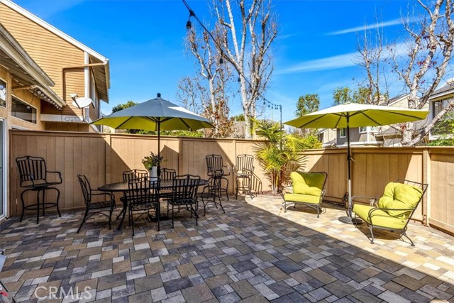 Detail Gallery Image 18 of 53 For 32 Silveroak, Aliso Viejo,  CA 92656 - 3 Beds | 2/1 Baths