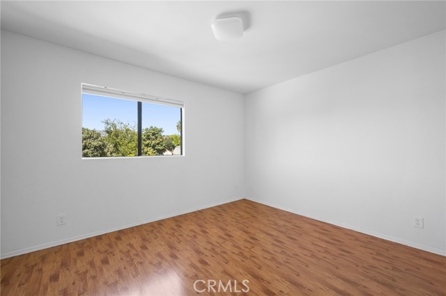 Detail Gallery Image 15 of 18 For 1364 E Garfield Ave #1,  Glendale,  CA 91205 - 2 Beds | 2 Baths