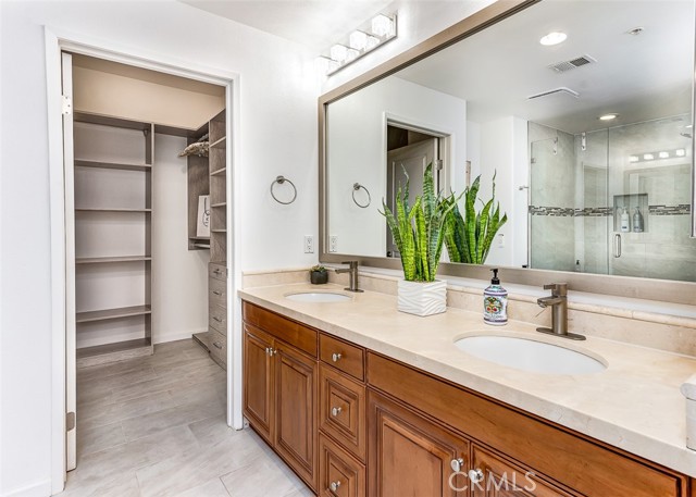Detail Gallery Image 17 of 30 For 3221 Watermarke Pl, Irvine,  CA 92612 - 2 Beds | 2 Baths