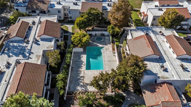 Detail Gallery Image 12 of 14 For 25031 Peachland #167,  Newhall,  CA 91321 - 2 Beds | 2 Baths