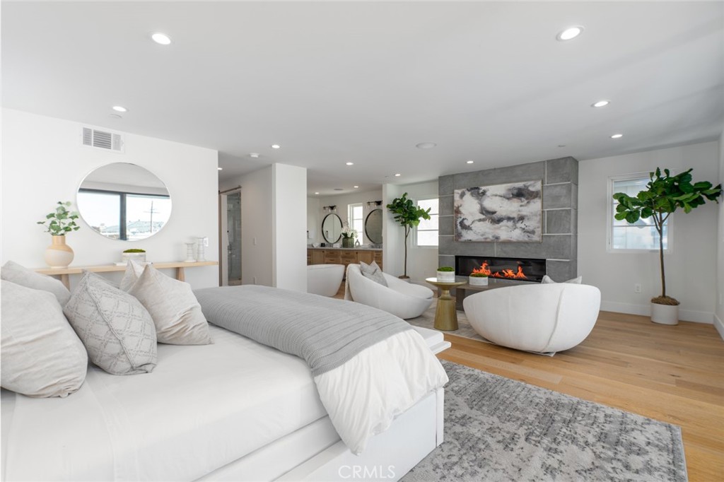 105e5c81 9905 4e38 Ab77 959fcff40beb