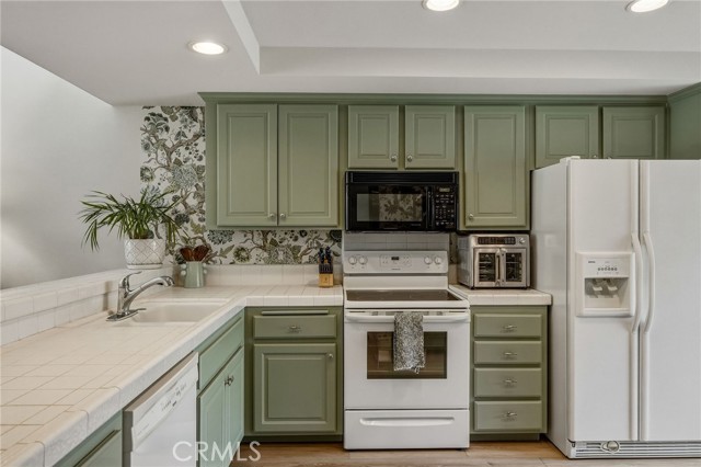 345 Bouquet Canyon Drive, Palm Desert, CA 92211
