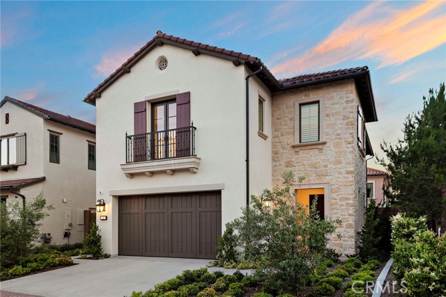 Detail Gallery Image 2 of 45 For 101 Artista, Irvine,  CA 92602 - 4 Beds | 4 Baths
