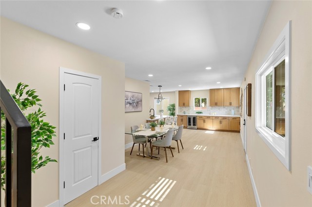 11091 Ranger Drive, Los Alamitos CA: https://media.crmls.org/medias/105f7e56-9d54-4470-acda-402de13b4d38.jpg