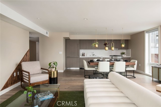 380 Cordova Street, Pasadena CA: https://media.crmls.org/medias/105fe74a-0754-4f2f-847a-55b552ebfc03.jpg