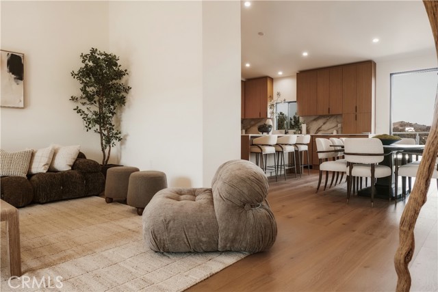 Detail Gallery Image 15 of 56 For 2536 Medlow, Los Angeles,  CA 90041 - 4 Beds | 4/2 Baths