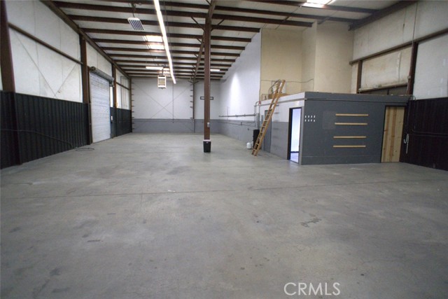  Commercial for Sale in Victorville, California