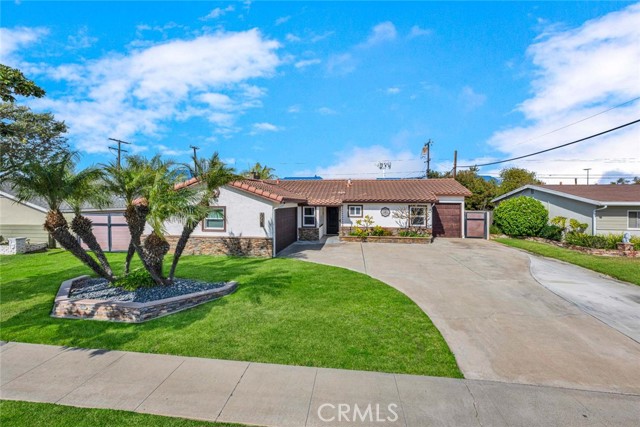 Detail Gallery Image 2 of 55 For 8021 Sterling, Huntington Beach,  CA 92646 - 3 Beds | 2 Baths