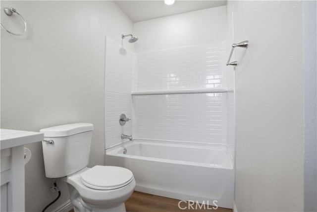 Detail Gallery Image 25 of 43 For 22082 Loch Lomond Dr, Canyon Lake,  CA 92587 - 2 Beds | 2 Baths