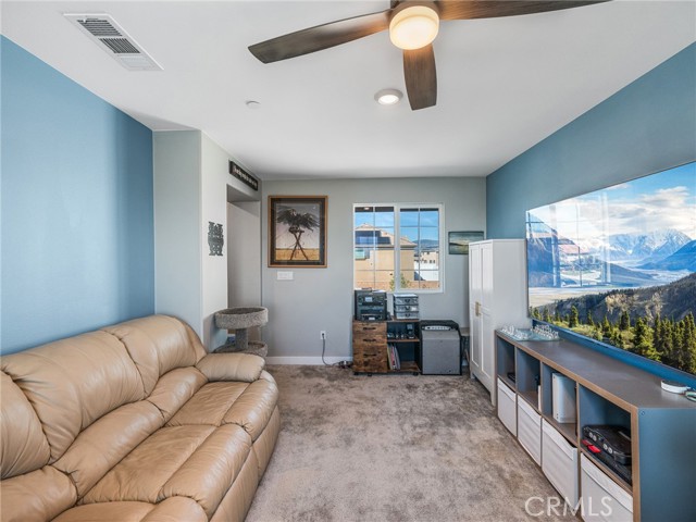 Detail Gallery Image 38 of 47 For 571 Tucker, Rialto,  CA 92377 - 4 Beds | 3 Baths