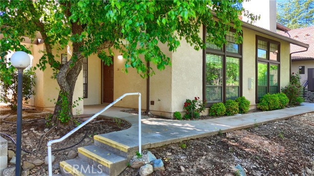 Detail Gallery Image 2 of 45 For 5303 State Highway 49 #14,  Mariposa,  CA 95338 - 1 Beds | 1/1 Baths