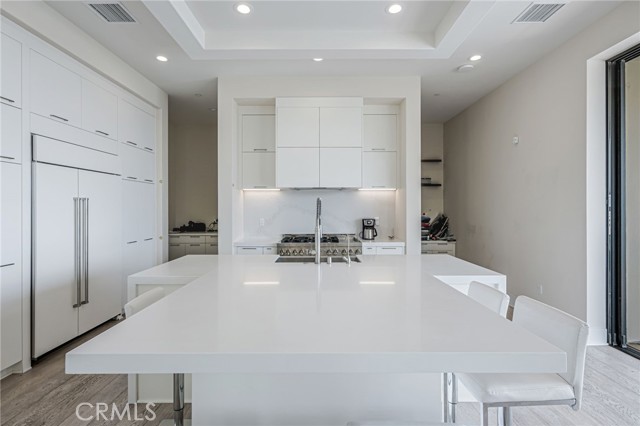 Detail Gallery Image 27 of 71 For 20532 W Birmingham Way, Porter Ranch,  CA 91326 - 4 Beds | 4/1 Baths