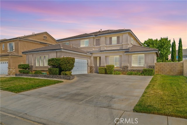 Detail Gallery Image 2 of 27 For 40062 Chelsea Ct, Palmdale,  CA 93551 - 5 Beds | 3 Baths