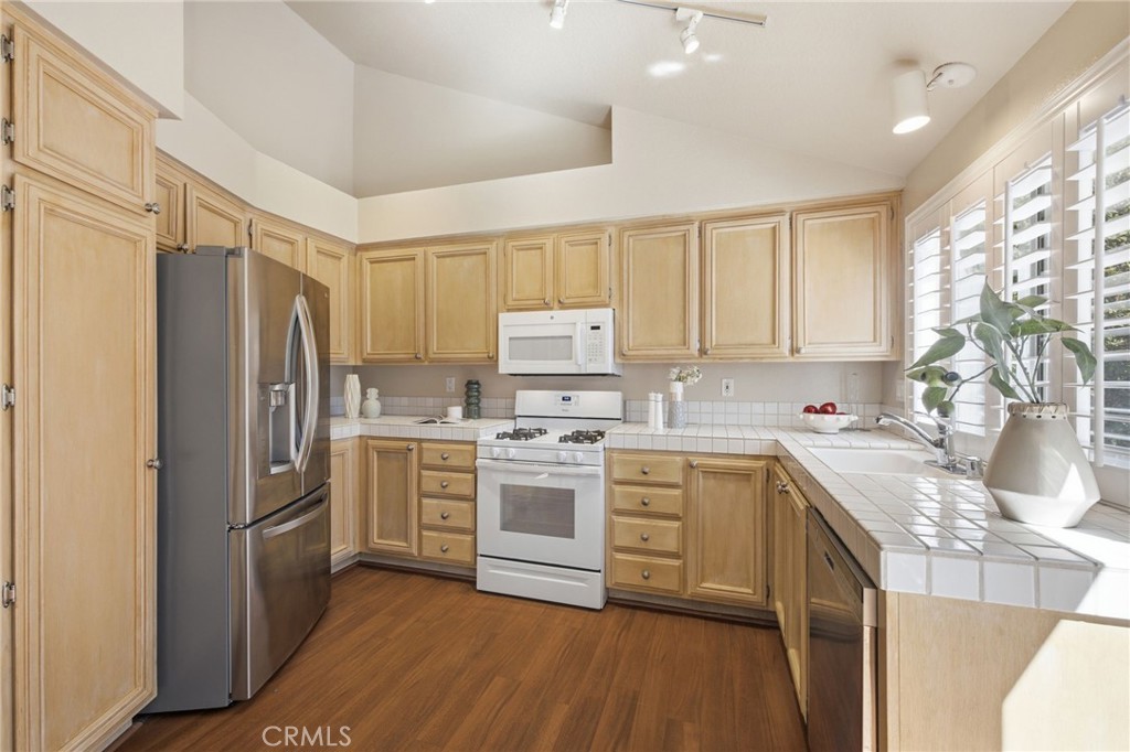MLS #OC26140497 image #9