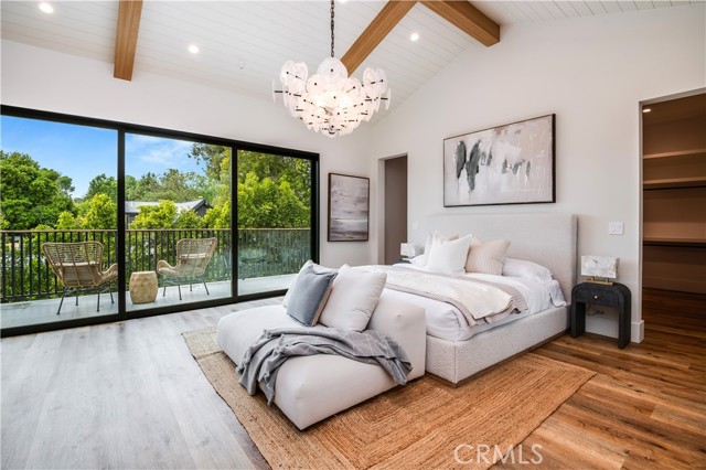 Detail Gallery Image 38 of 54 For 5929 Melvin Ave, Tarzana,  CA 91356 - 5 Beds | 6 Baths