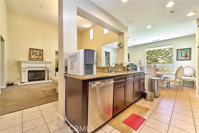18977 Phelham Way, Yorba Linda CA: https://media.crmls.org/medias/1063998a-fa3c-4cb4-92bc-5e922295827a.jpg