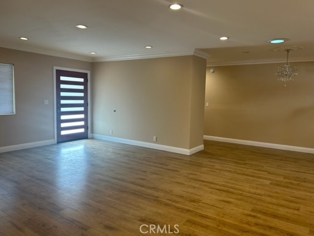 Detail Gallery Image 2 of 33 For 17257 Welby Way, Van Nuys,  CA 91406 - 3 Beds | 3 Baths