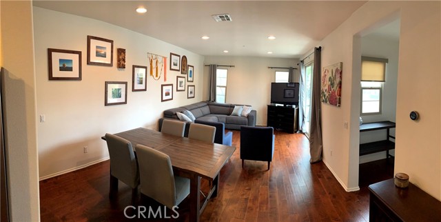 Detail Gallery Image 3 of 11 For 684 S Casita St, Anaheim,  CA 92805 - 3 Beds | 2/1 Baths