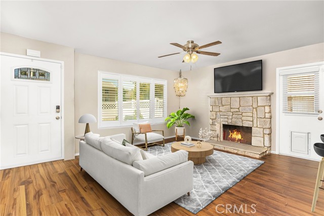 110 Judson Street, Redlands CA: https://media.crmls.org/medias/10640d17-783c-4f0c-bccb-28209a96620e.jpg