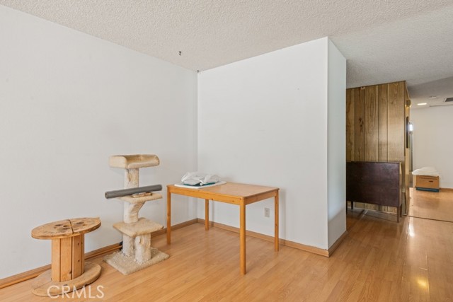 Detail Gallery Image 14 of 26 For 521 Bond, Redlands,  CA 92373 - 4 Beds | 2 Baths