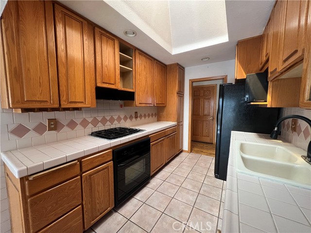 Detail Gallery Image 7 of 23 For 8294 E Carburton, Long Beach,  CA 90808 - 4 Beds | 2 Baths