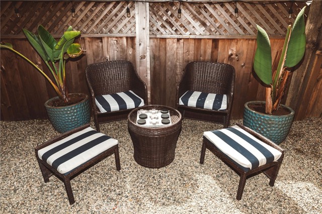 Detail Gallery Image 15 of 18 For 989 La Mirada, Laguna Beach,  CA 92651 - 3 Beds | 2 Baths