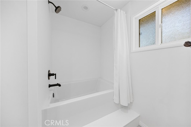 10880 Noble Street, Cherry Valley CA: https://media.crmls.org/medias/1065834c-7dce-4e58-bcb0-ef27d646c42f.jpg
