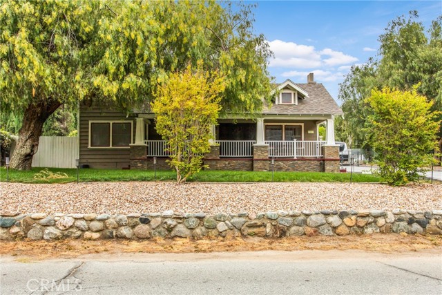391 W Gilman Street, Banning CA: https://media.crmls.org/medias/1065c089-e103-433c-bb1c-b26f0f153c8a.jpg