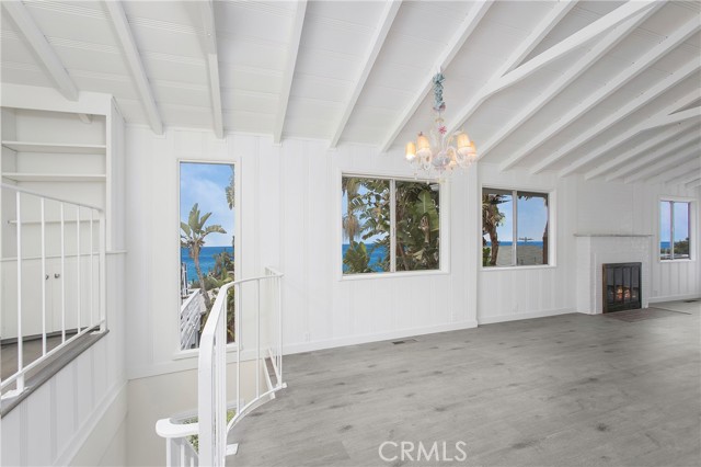 Detail Gallery Image 13 of 34 For 31927 Hayes Pl, Laguna Beach,  CA 92651 - 3 Beds | 2 Baths