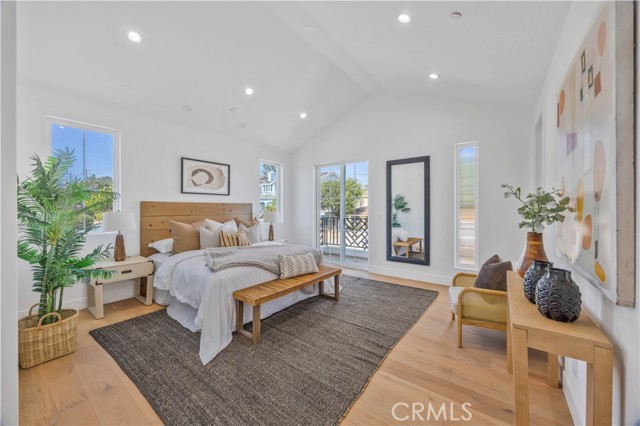 2420 Ives Lane, Redondo Beach, California 90278, 4 Bedrooms Bedrooms, ,3 BathroomsBathrooms,Residential,For Sale,Ives,SB25133700