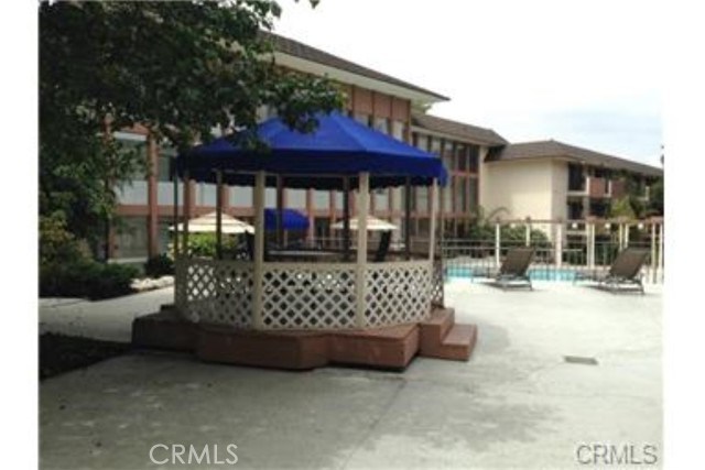 5585 E Pacific Coast, Long Beach CA: https://media.crmls.org/medias/1067b877-9968-4bea-ae0f-bc77442f2b6a.jpg