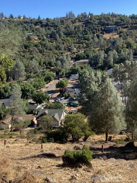 Image 2 of 4 For 4736 Iroquois