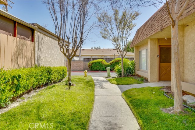 612 S Santa Fe Street, Hemet CA: https://media.crmls.org/medias/1068deff-feb6-407a-a5e0-f88678ba16f8.jpg
