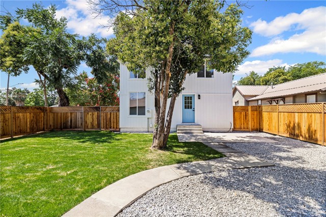 Detail Gallery Image 6 of 40 For 708 Johnson St, Red Bluff,  CA 96080 - 4 Beds | 2 Baths