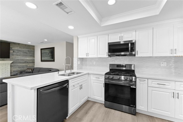 Detail Gallery Image 26 of 75 For 2488 W Summerset Dr, Rialto,  CA 92377 - 4 Beds | 3 Baths