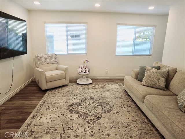 Secondary living room