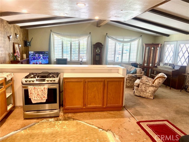 15111 Pipeline Avenue, Chino Hills CA: https://media.crmls.org/medias/106a642b-ef40-4863-a970-4304ea545017.jpg
