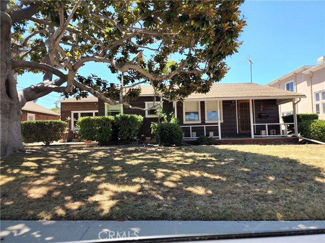 1826 9th Street, Manhattan Beach, California 90266, 2 Bedrooms Bedrooms, ,2 BathroomsBathrooms,Residential,Sold,9th,SB22143077