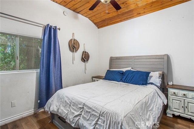 9269 Wood Road, Forest Falls CA: https://media.crmls.org/medias/106a78ea-eba3-494a-a2f5-685f9f8bba8e.jpg