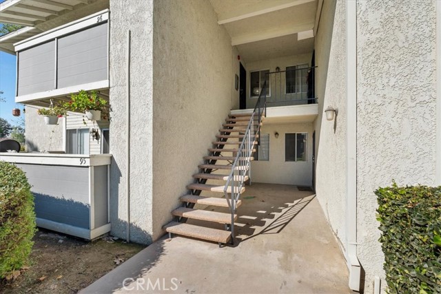 Front Image Thumbnail for CRIG26060691