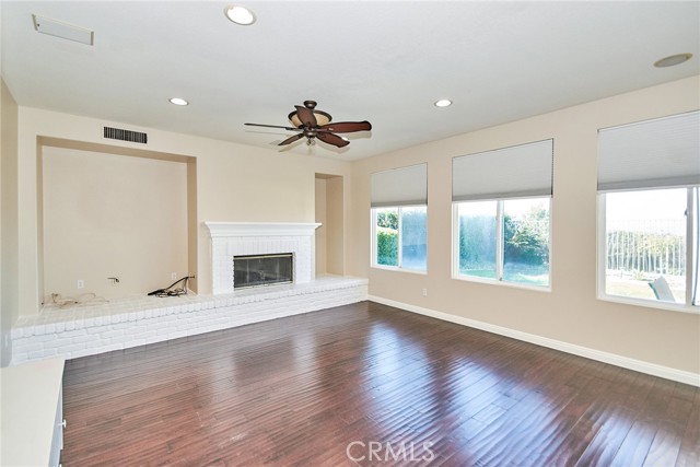 Detail Gallery Image 13 of 54 For 8223 E Marblehead Way, Anaheim Hills,  CA 92808 - 5 Beds | 3/1 Baths