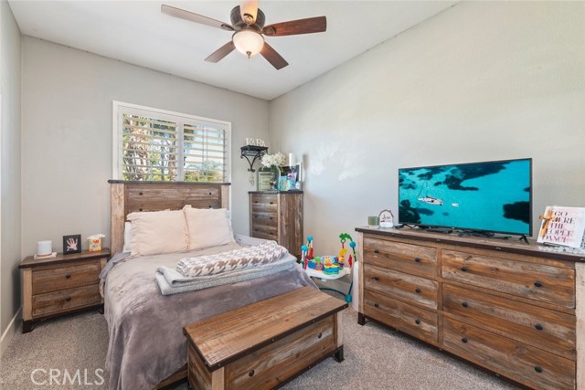 18265 Fort Lauder Lane, Perris CA: https://media.crmls.org/medias/106bea9a-537e-4e37-a4bc-890aa8971846.jpg