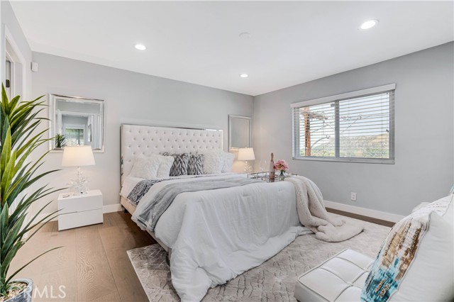 Detail Gallery Image 22 of 52 For 1440 Holbrook St, Eagle Rock,  CA 90041 - 3 Beds | 3/1 Baths