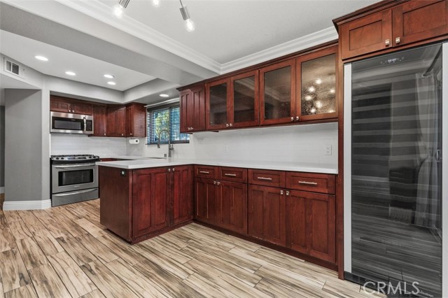 Detail Gallery Image 13 of 35 For 510 S Hollydale, Anaheim Hills,  CA 92808 - 3 Beds | 3 Baths