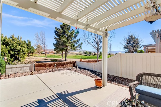 Detail Gallery Image 2 of 71 For 10788 Green Valley, Apple Valley,  CA 92308 - 2 Beds | 2 Baths