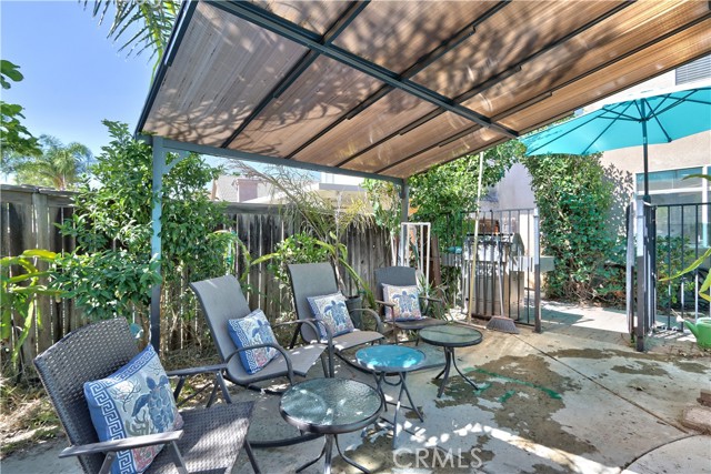 44632 Camino. Gonzales, Temecula CA: https://media.crmls.org/medias/106da6d0-9324-454a-a2d1-c54ef6ad0179.jpg